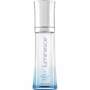 LUMINESCE™ daily moisturizing complex